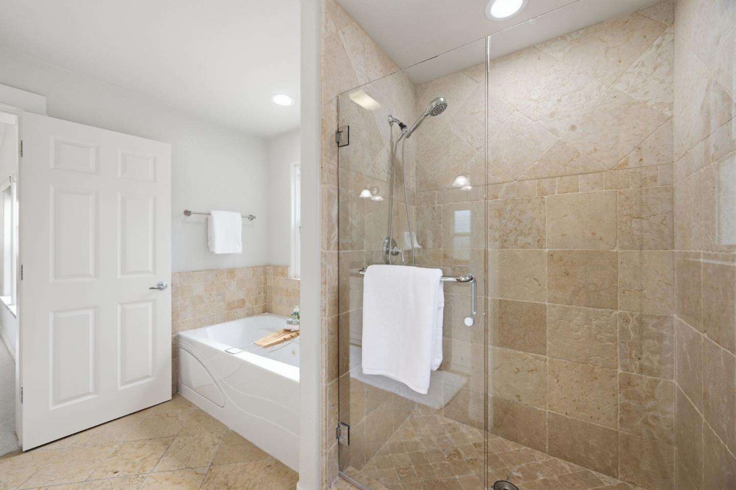 302 Creekside Village Drive photo 21