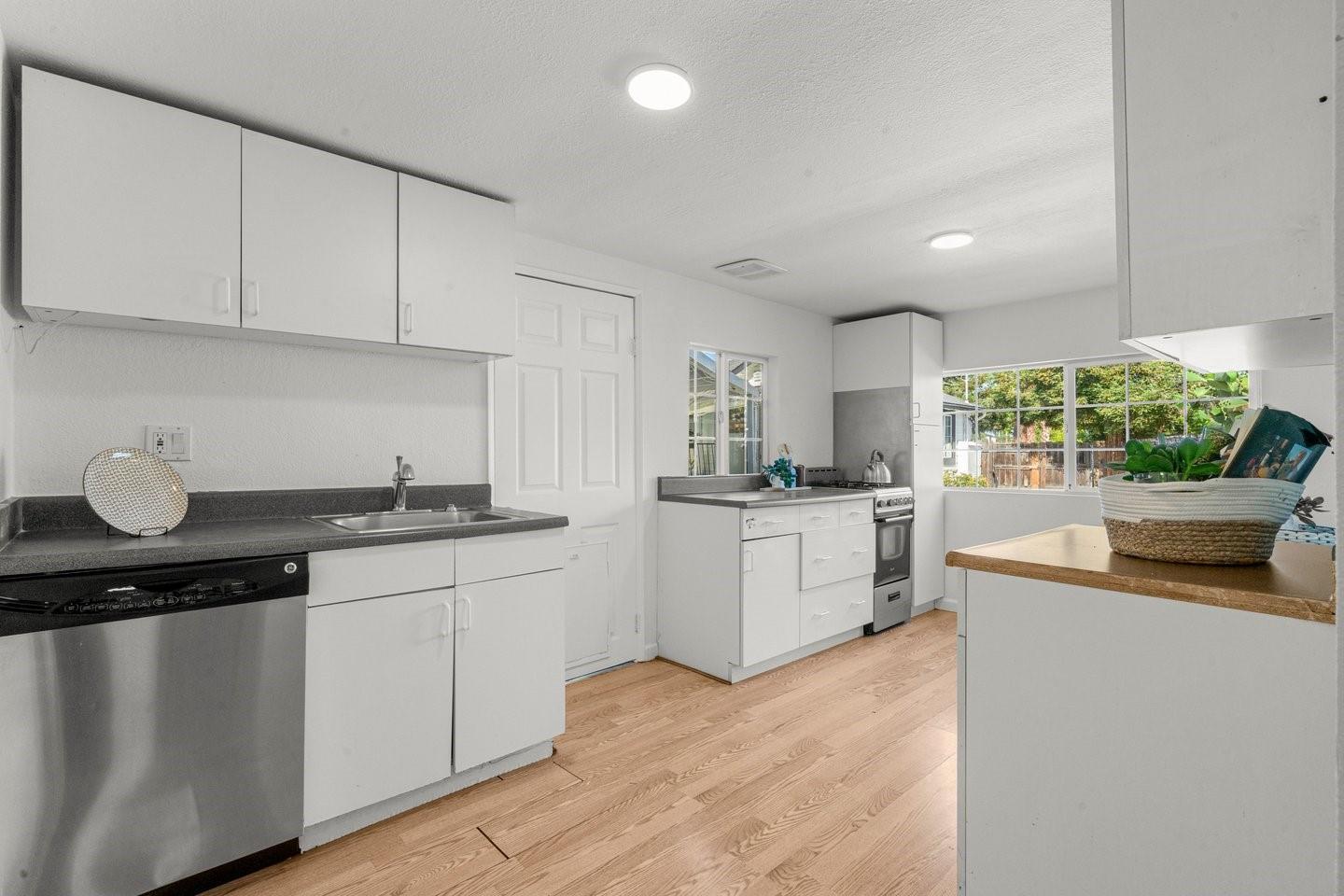 1131 Shamrock Drive photo 44
