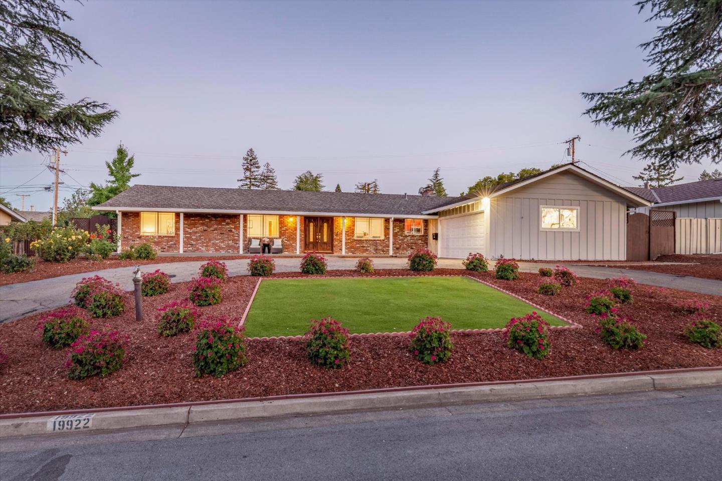 19922 Scotland Dr, Saratoga, CA