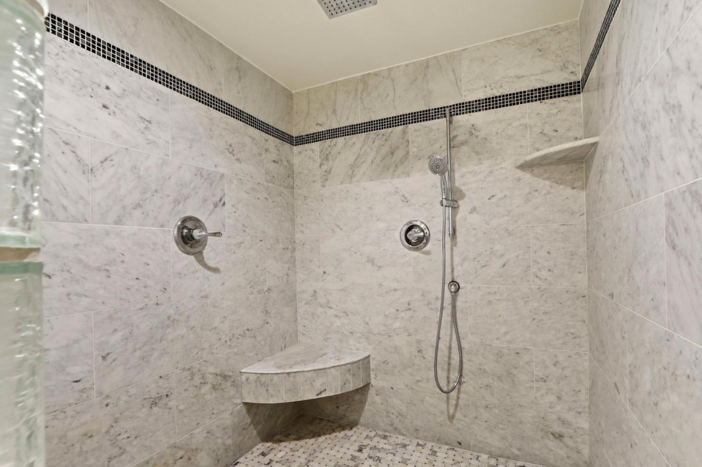 21568 Alma Court photo 31