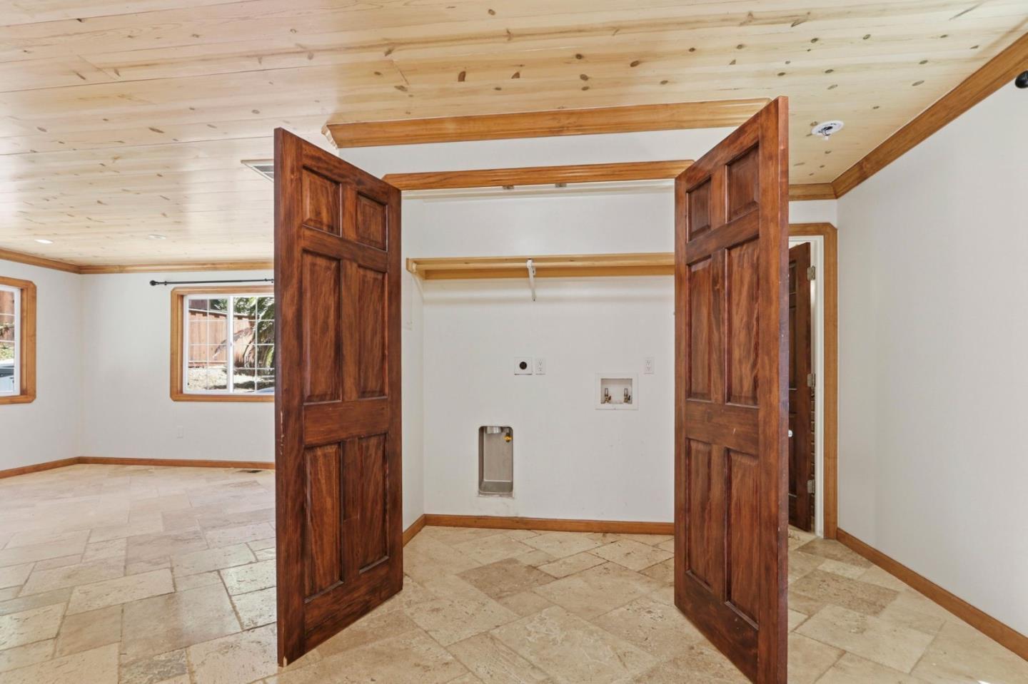 21568 Alma Court photo 34