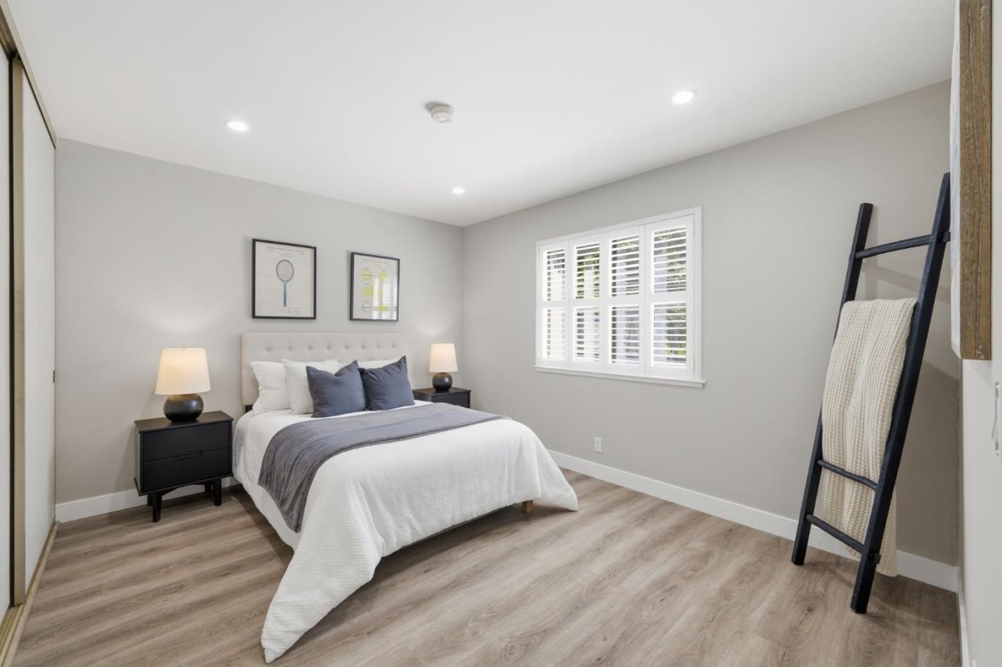 20760 4th Street #11 photo 16
