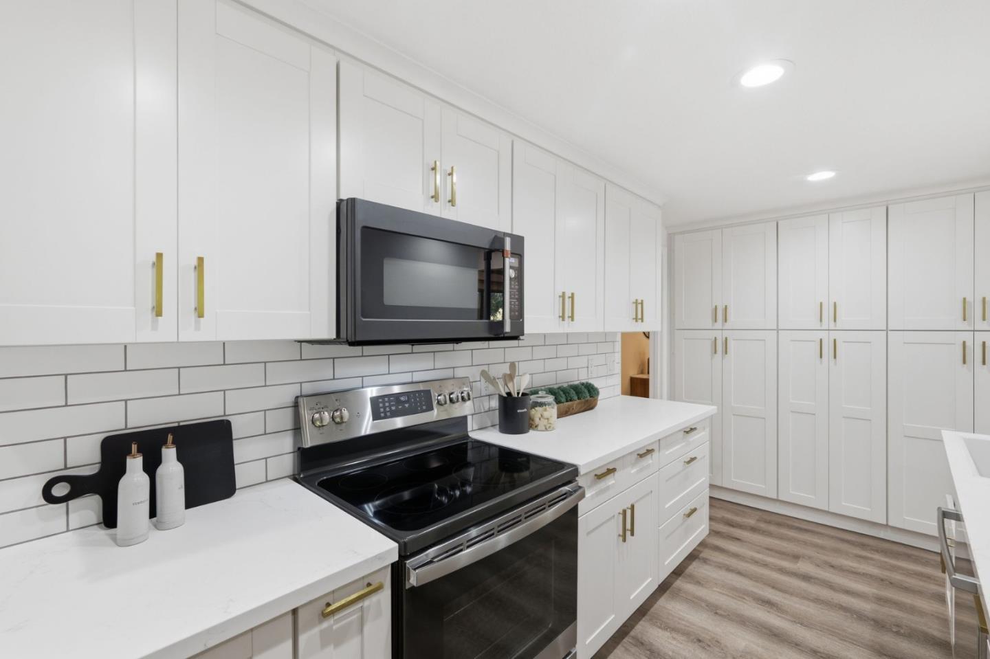 20760 4th Street #11 photo 5