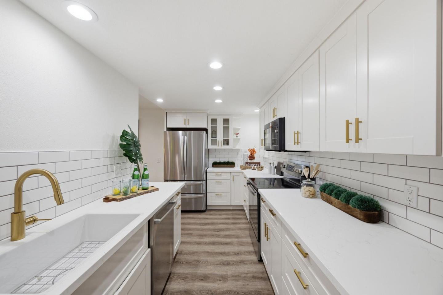 20760 4th Street #11 photo 8