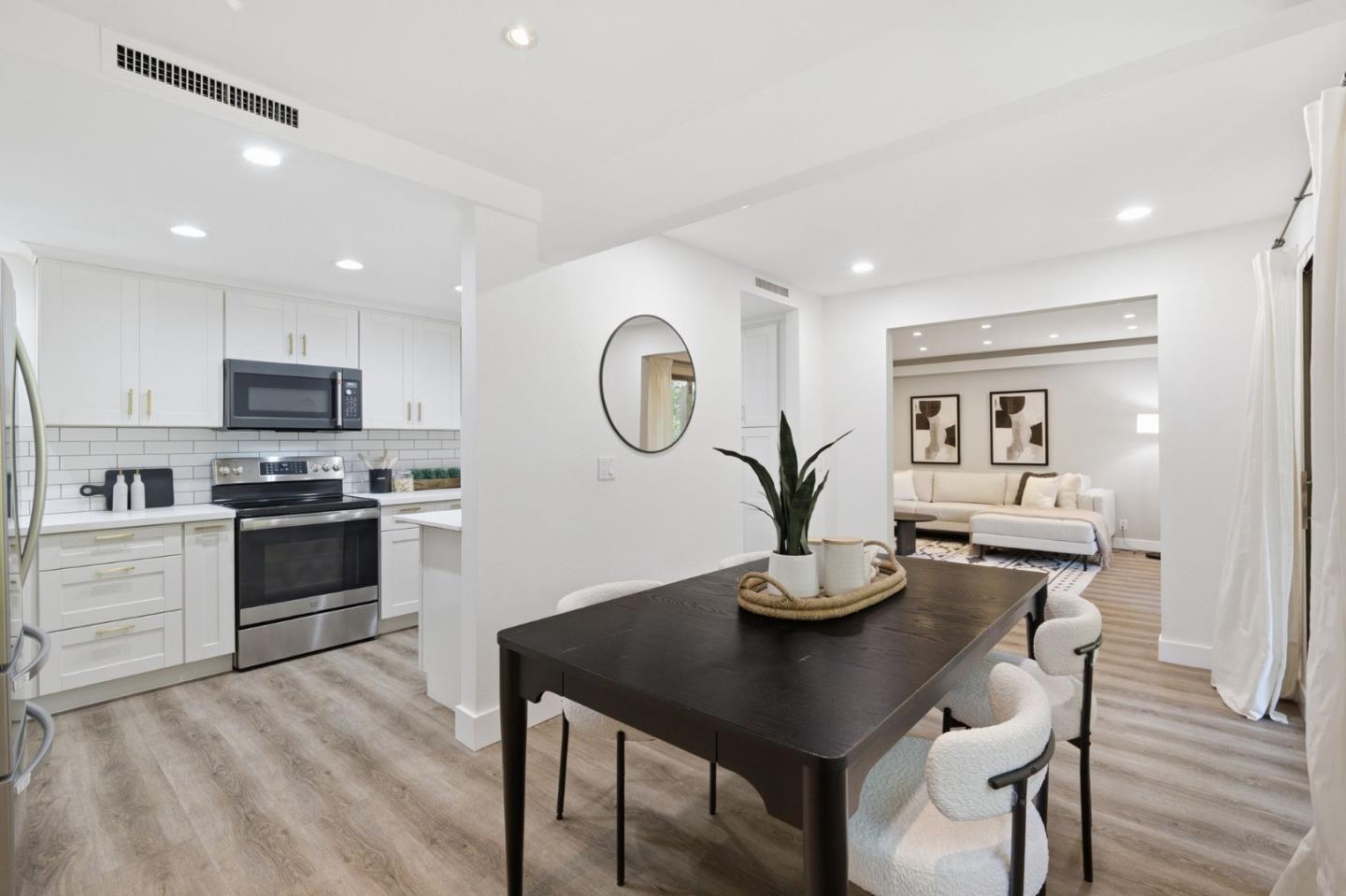 20760 4th Street #11 photo 9