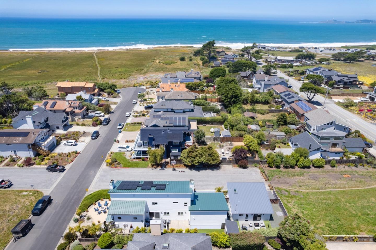 201 Miramontes Avenue, Half Moon Bay