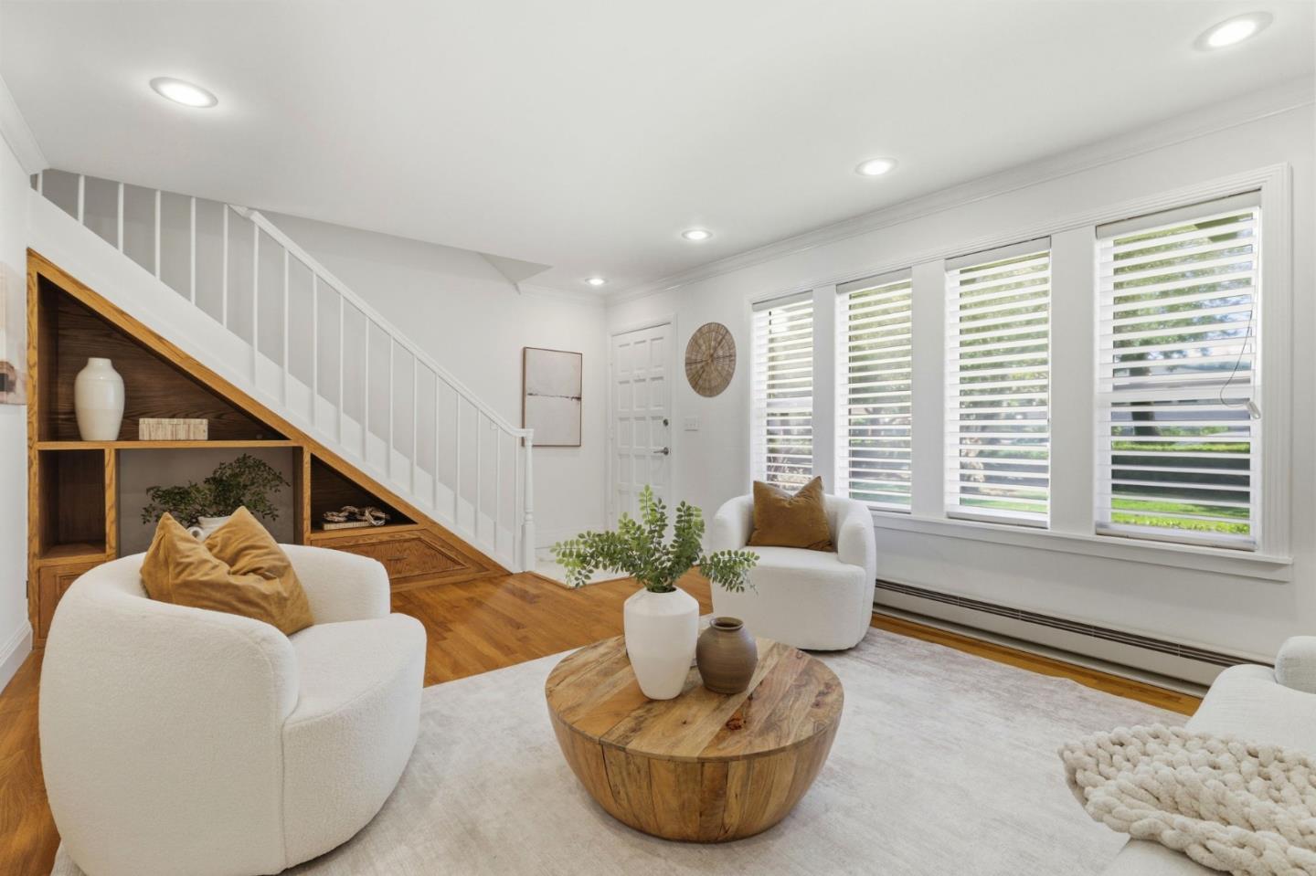 16345 Los Gatos Boulevard #6 photo 2