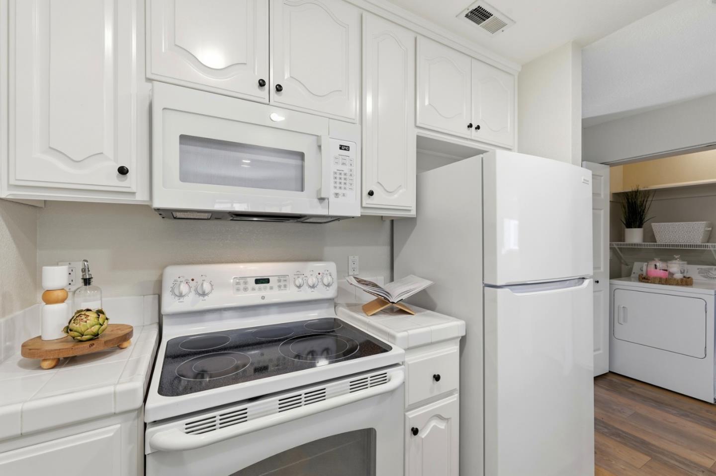 576 W Parr Avenue #21 photo 15
