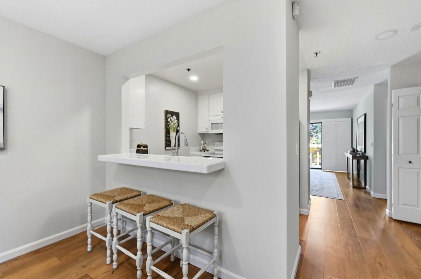 576 W Parr Avenue #21 photo 9