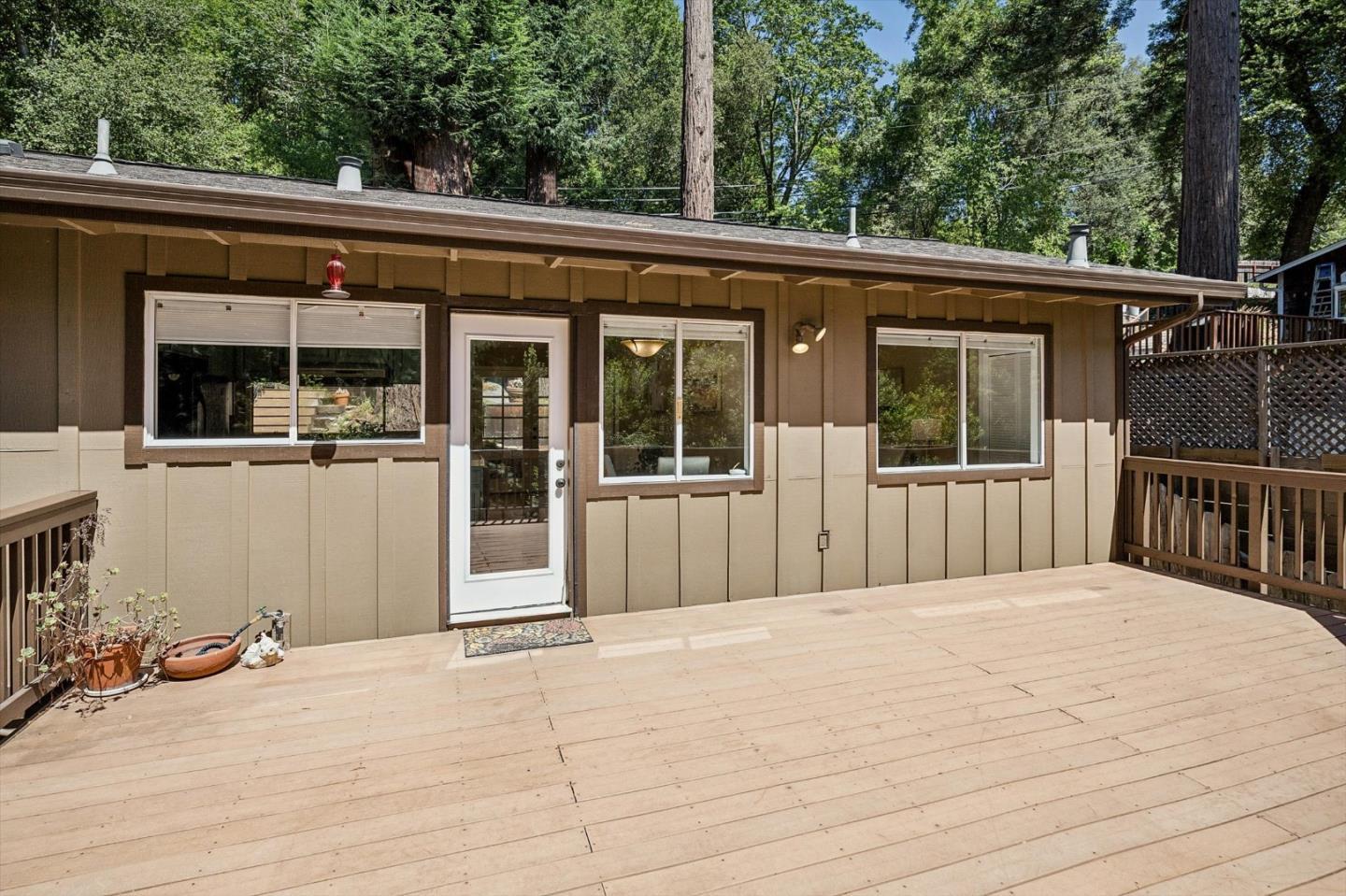 21590 Madrone Drive photo 21