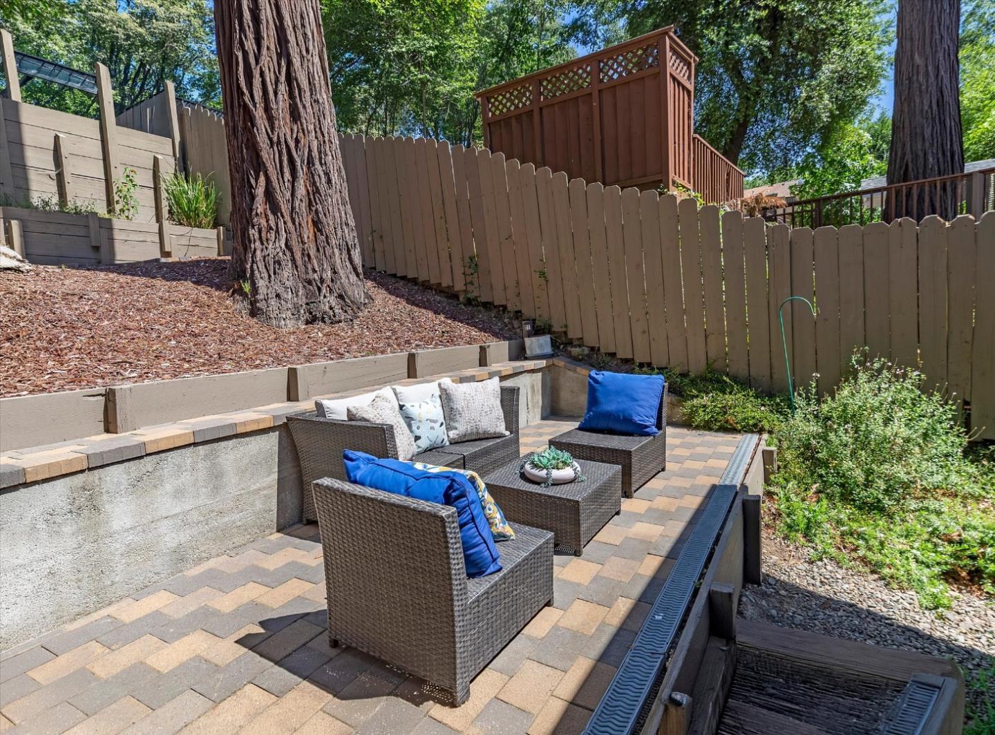 21590 Madrone Drive photo 26