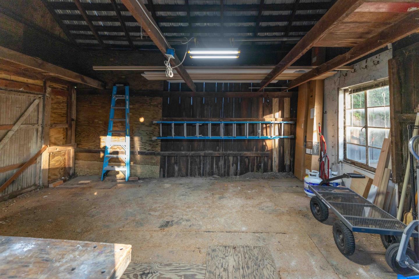 135 Johnson Avenue photo 43