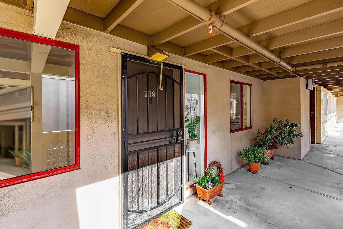 443 Alberto Way #B219 photo 9