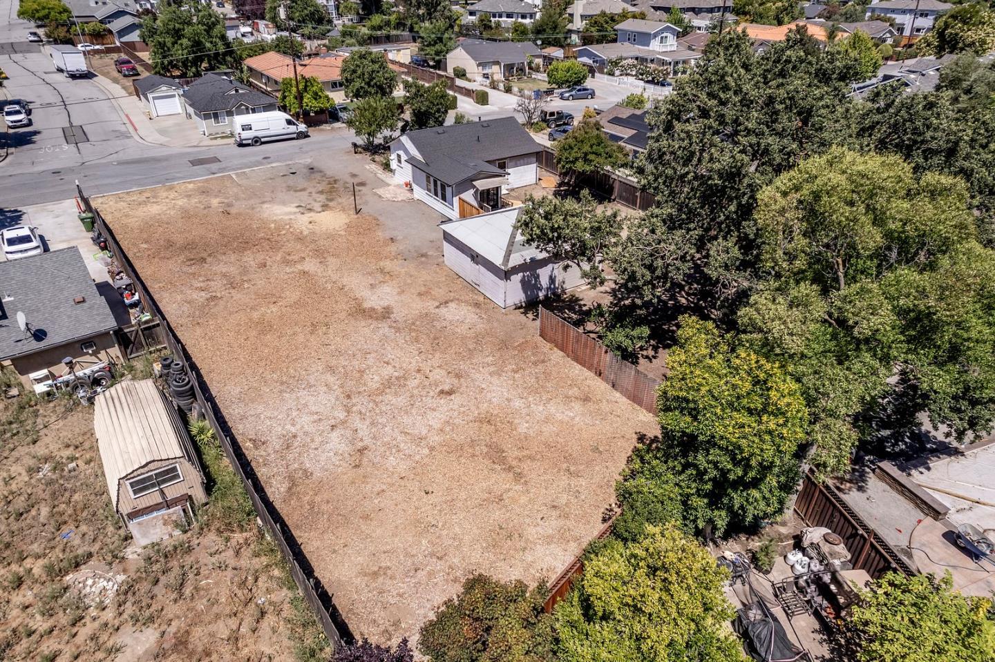 1422 York Avenue, Campbell