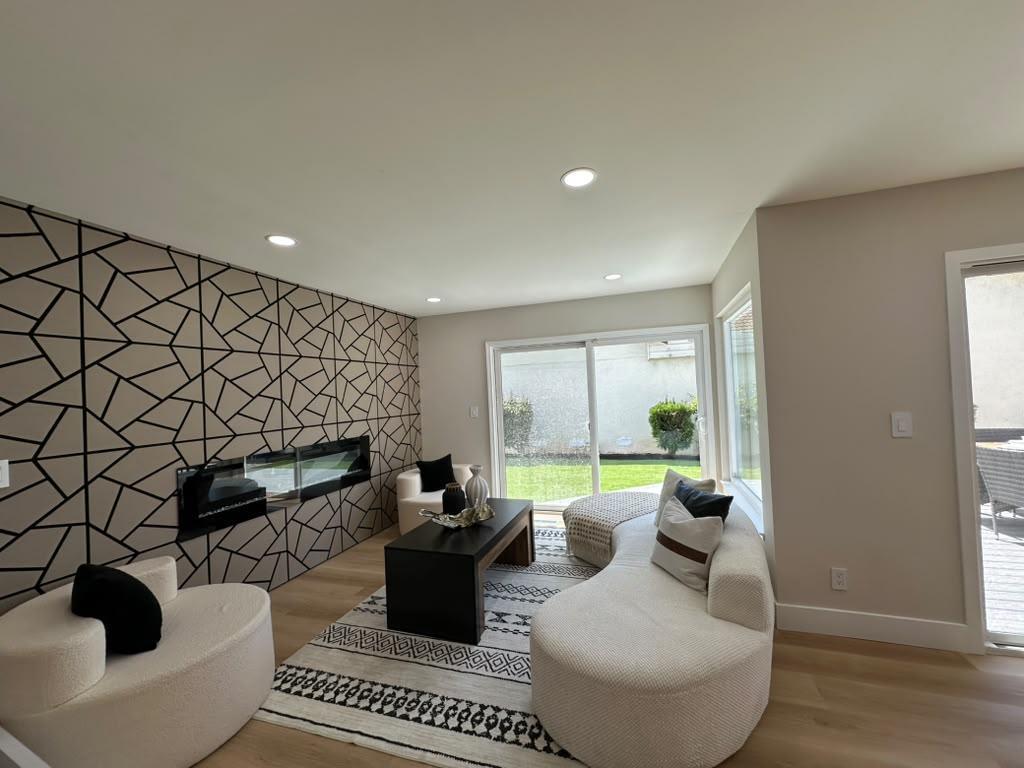 244 Darryl Drive photo 2