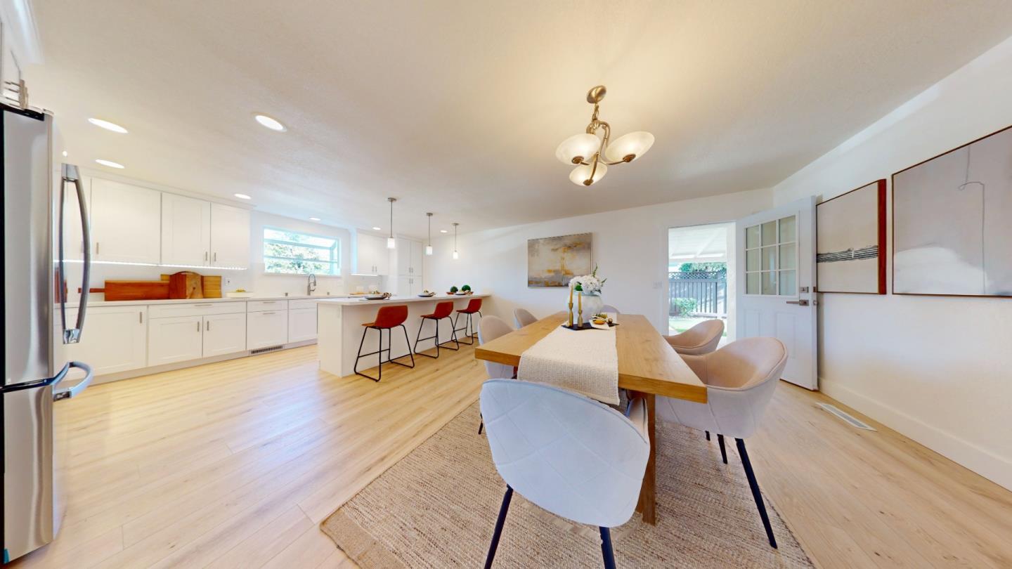 200 Kamson Way photo 5