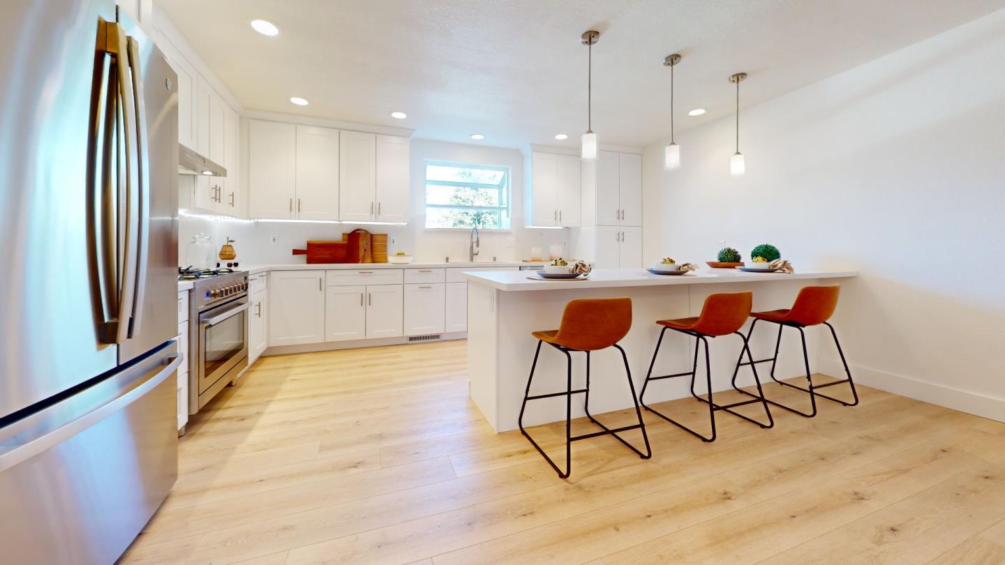 200 Kamson Way photo 8