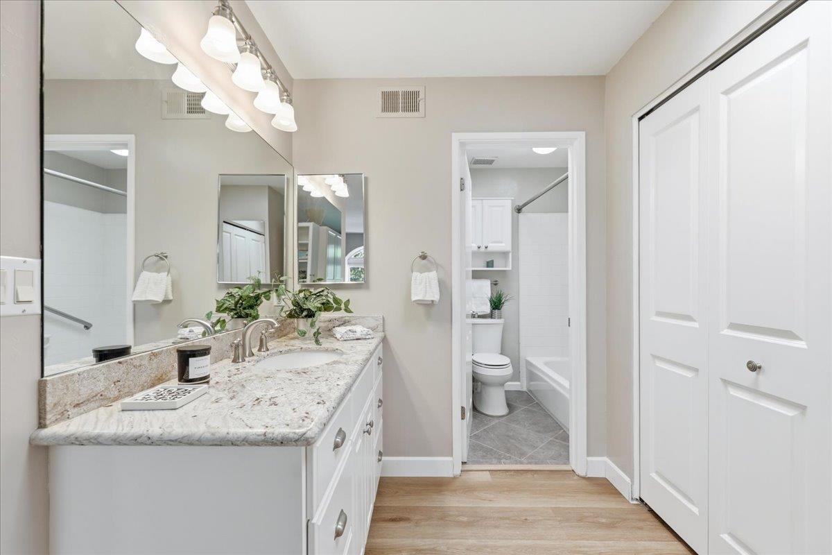 1689 Luika Place photo 29