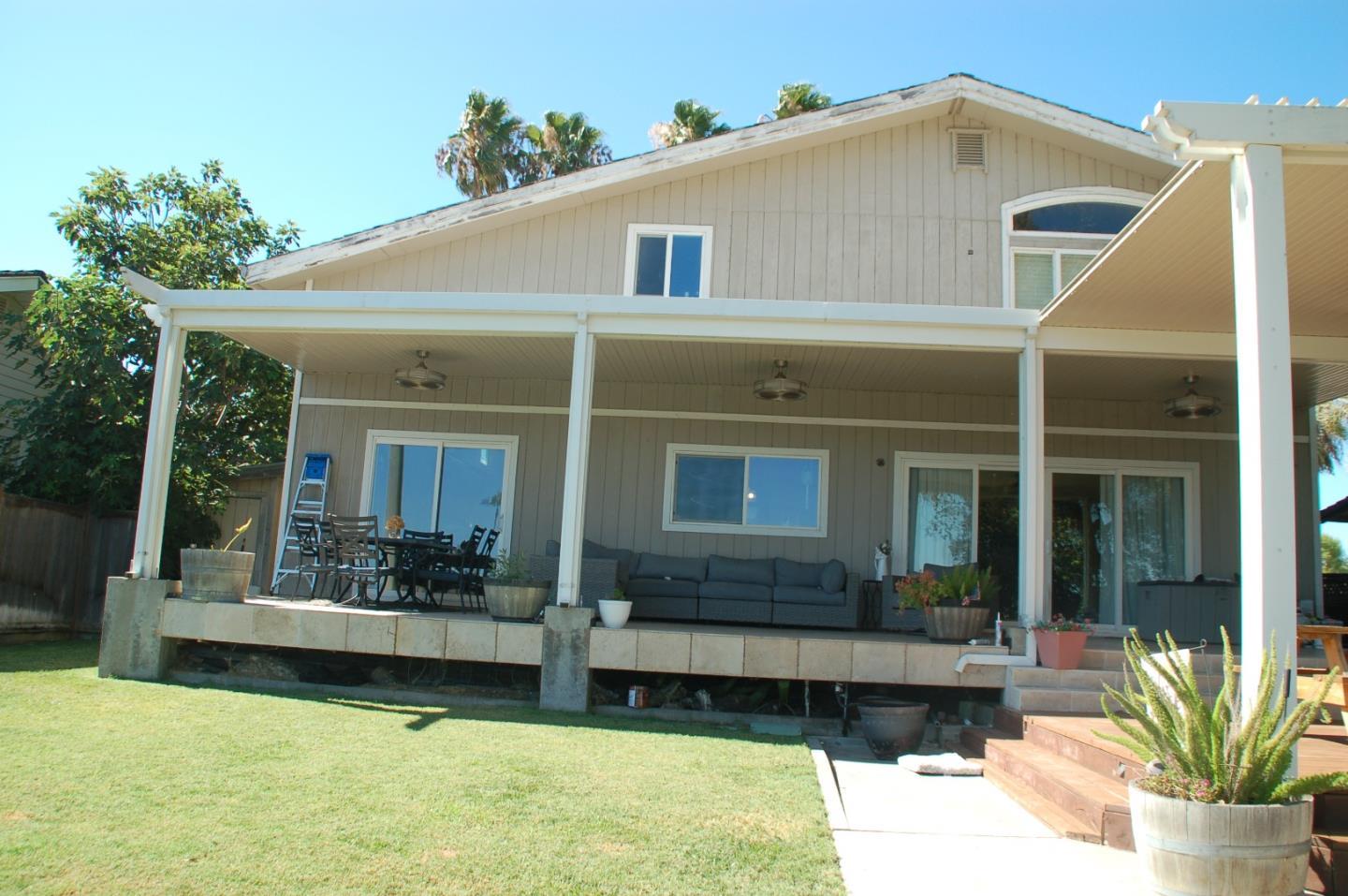 1335 Shell Court photo 7