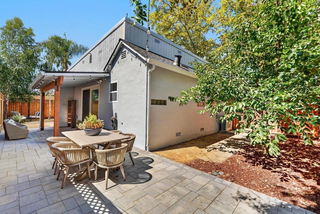 236 N 3rd Street photo 40