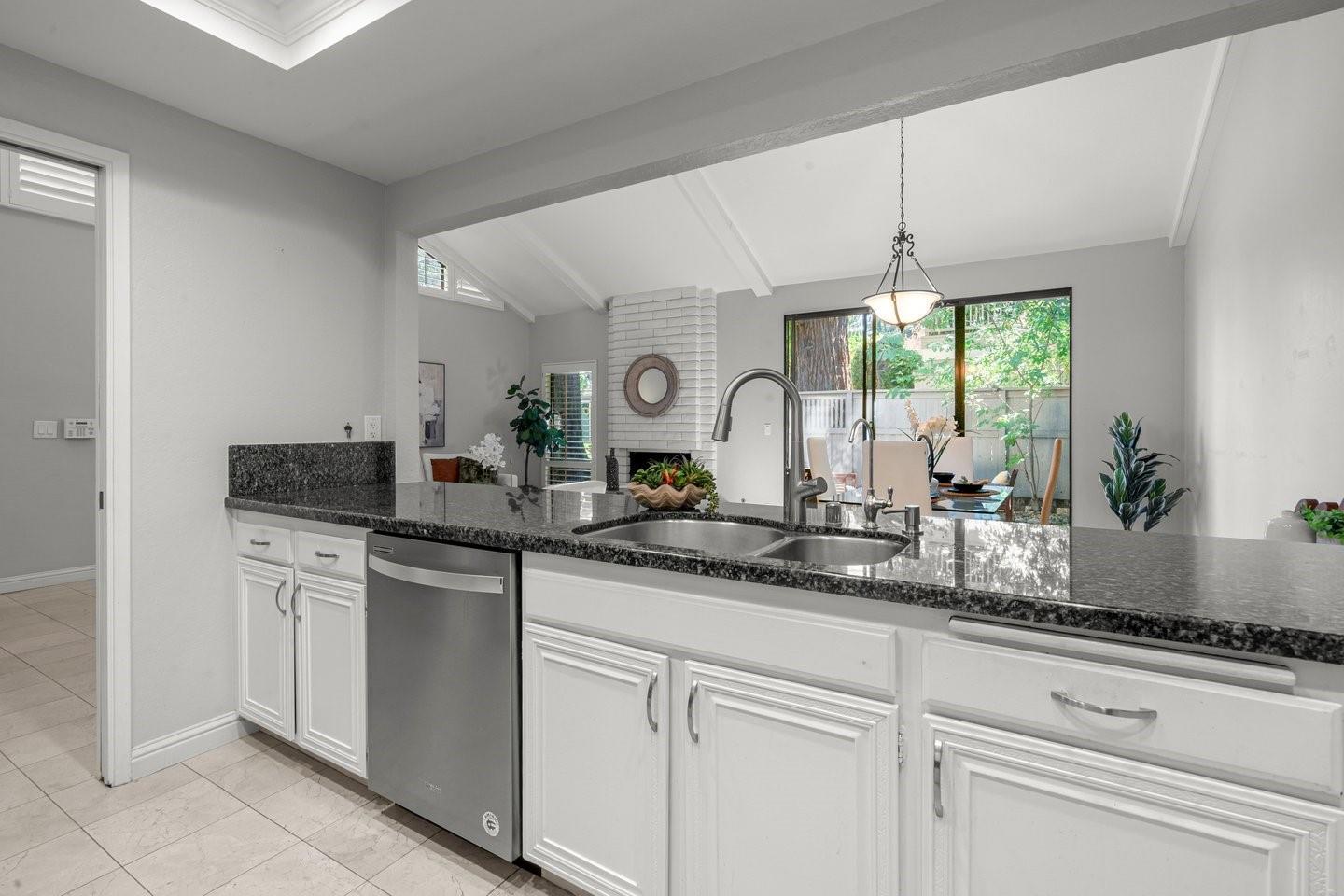 19626 Vineyard Lane photo 13