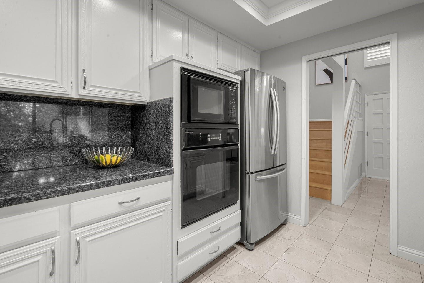 19626 Vineyard Lane photo 14