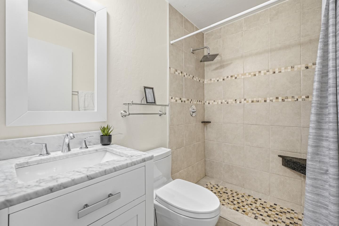 19124 Vineyard Lane photo 22