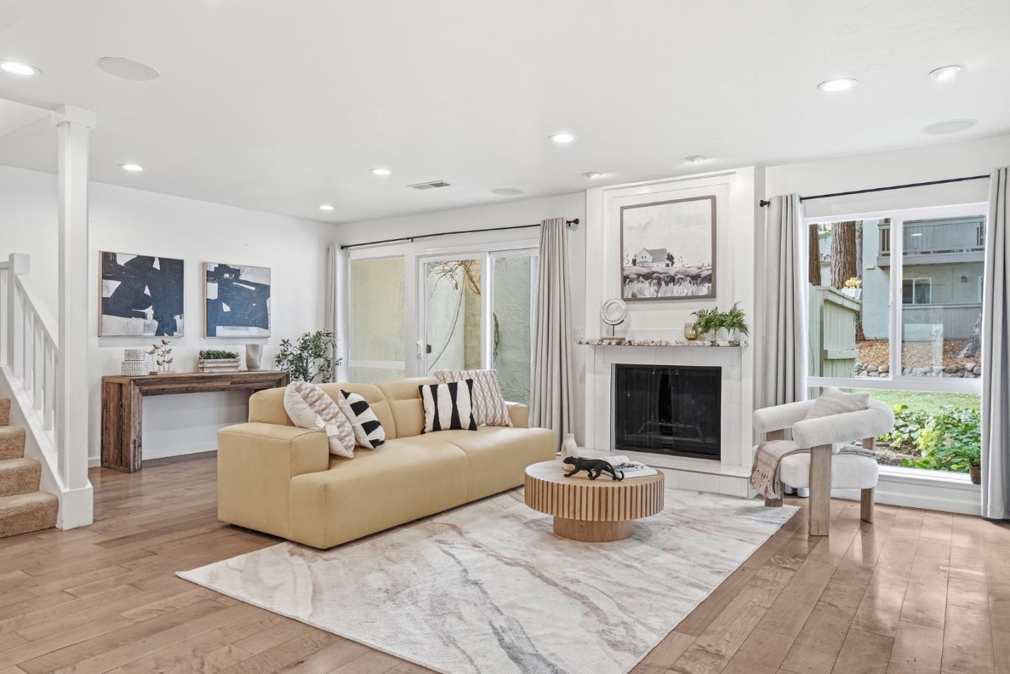 19124 Vineyard Lane photo 4