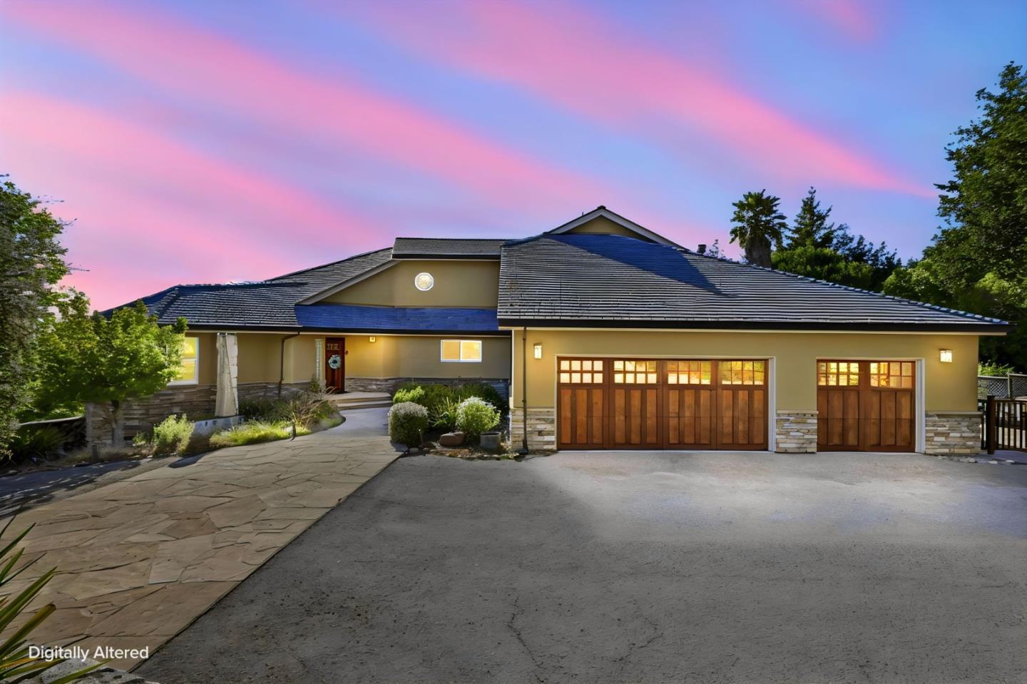 16095 Redwood Lodge Road photo 2