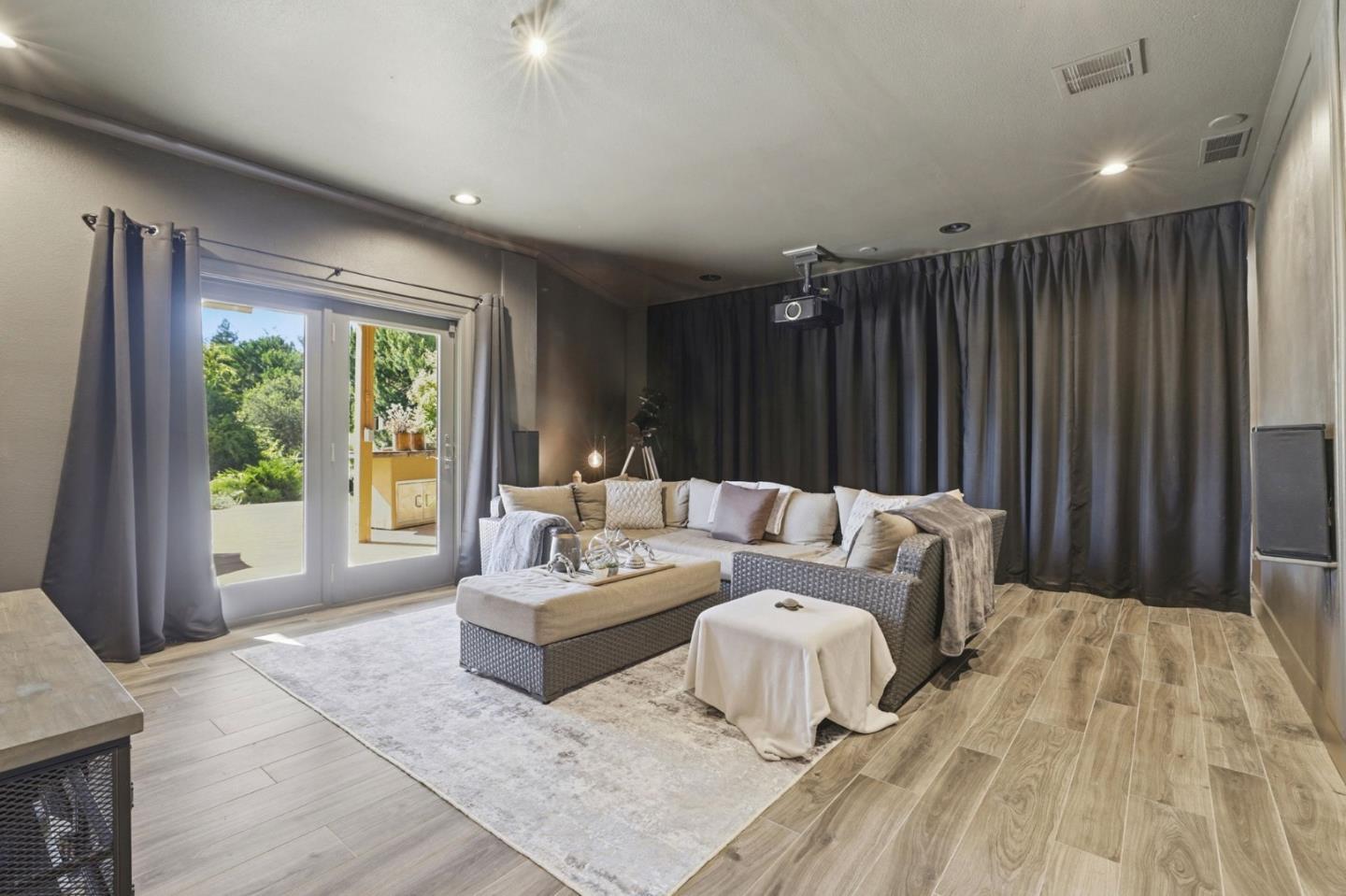 16095 Redwood Lodge Road photo 15