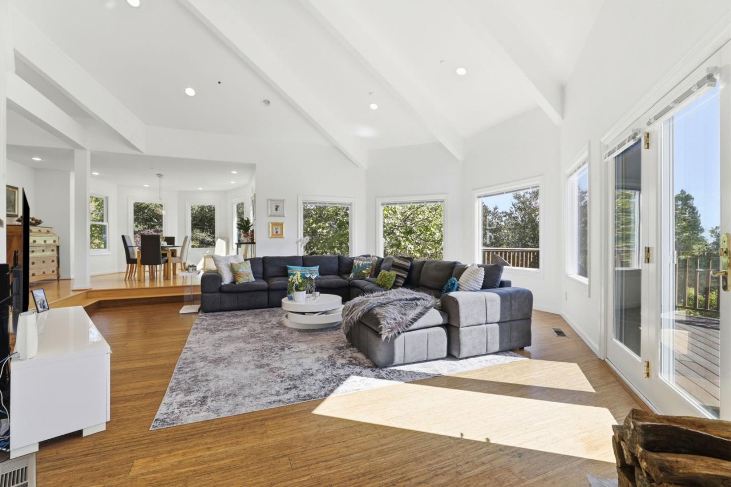 16095 Redwood Lodge Road photo 7