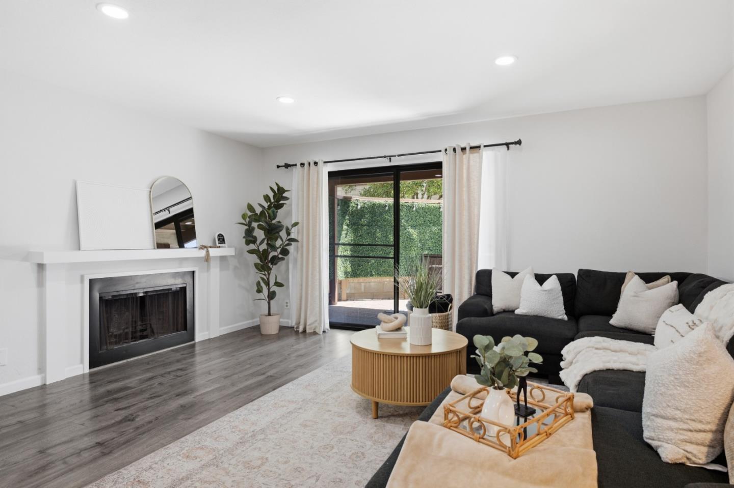 2785 S Bascom Avenue #19 photo 2