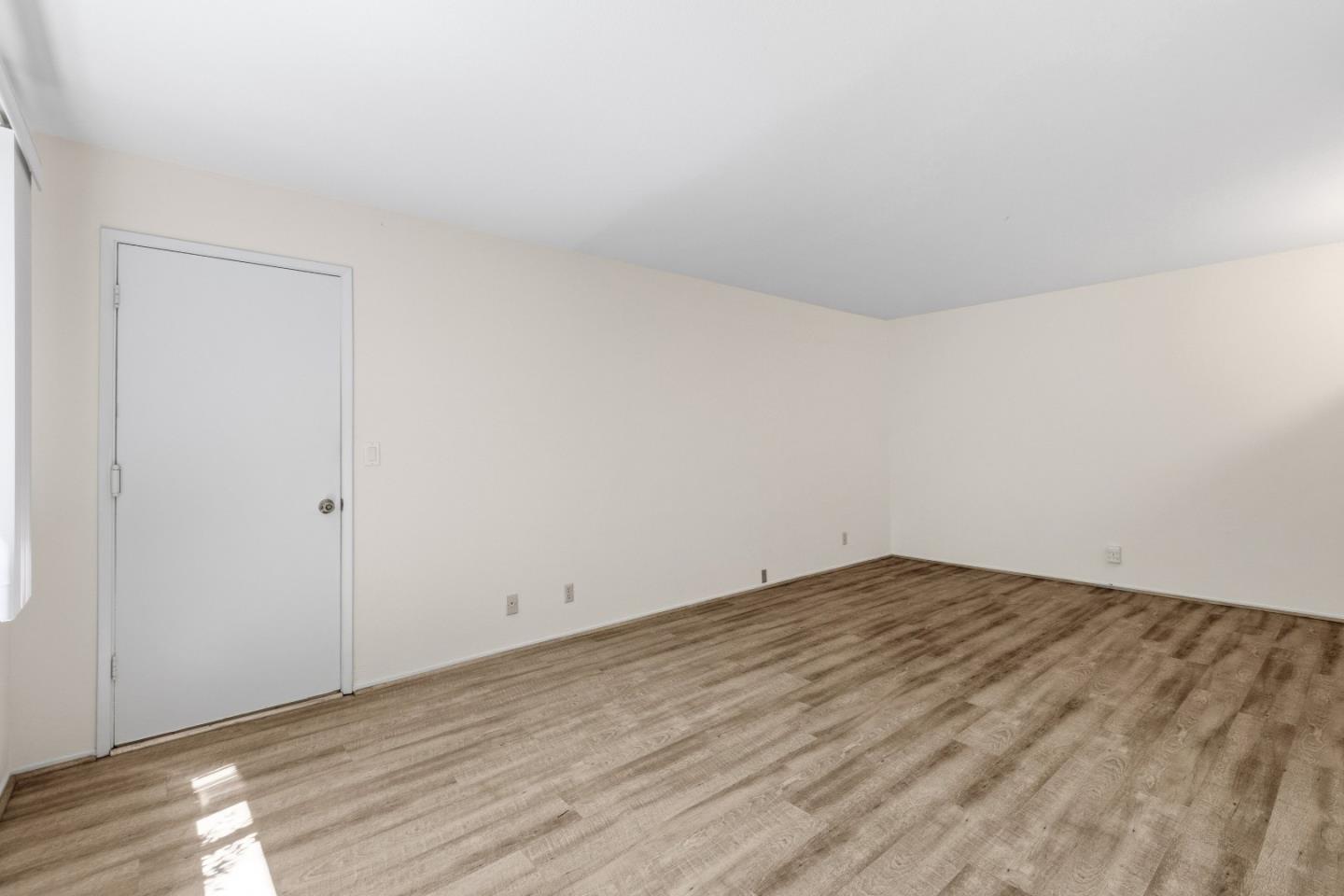 12152 Atrium Drive photo 16