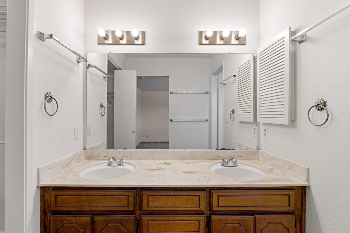 12152 Atrium Drive photo 23