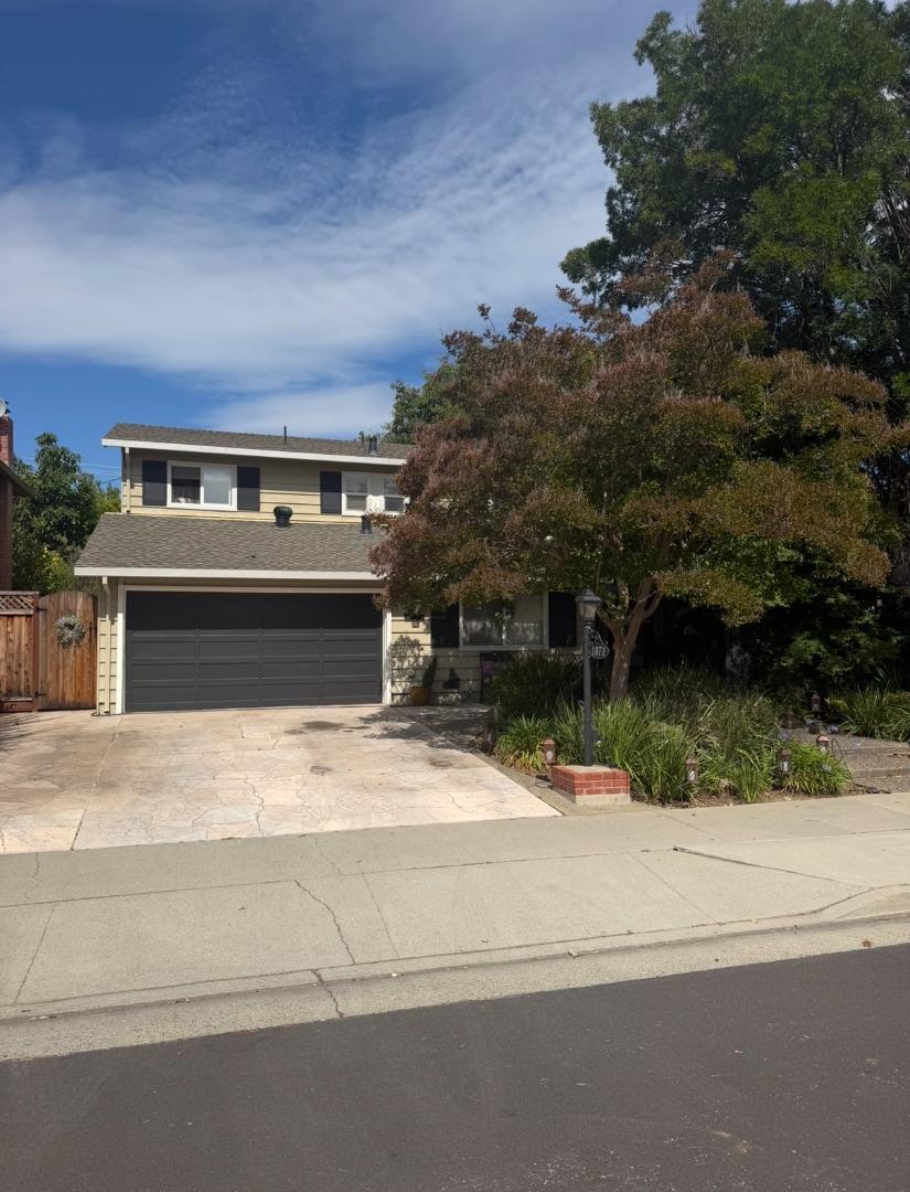 1071 Monica Ln, Campbell, CA