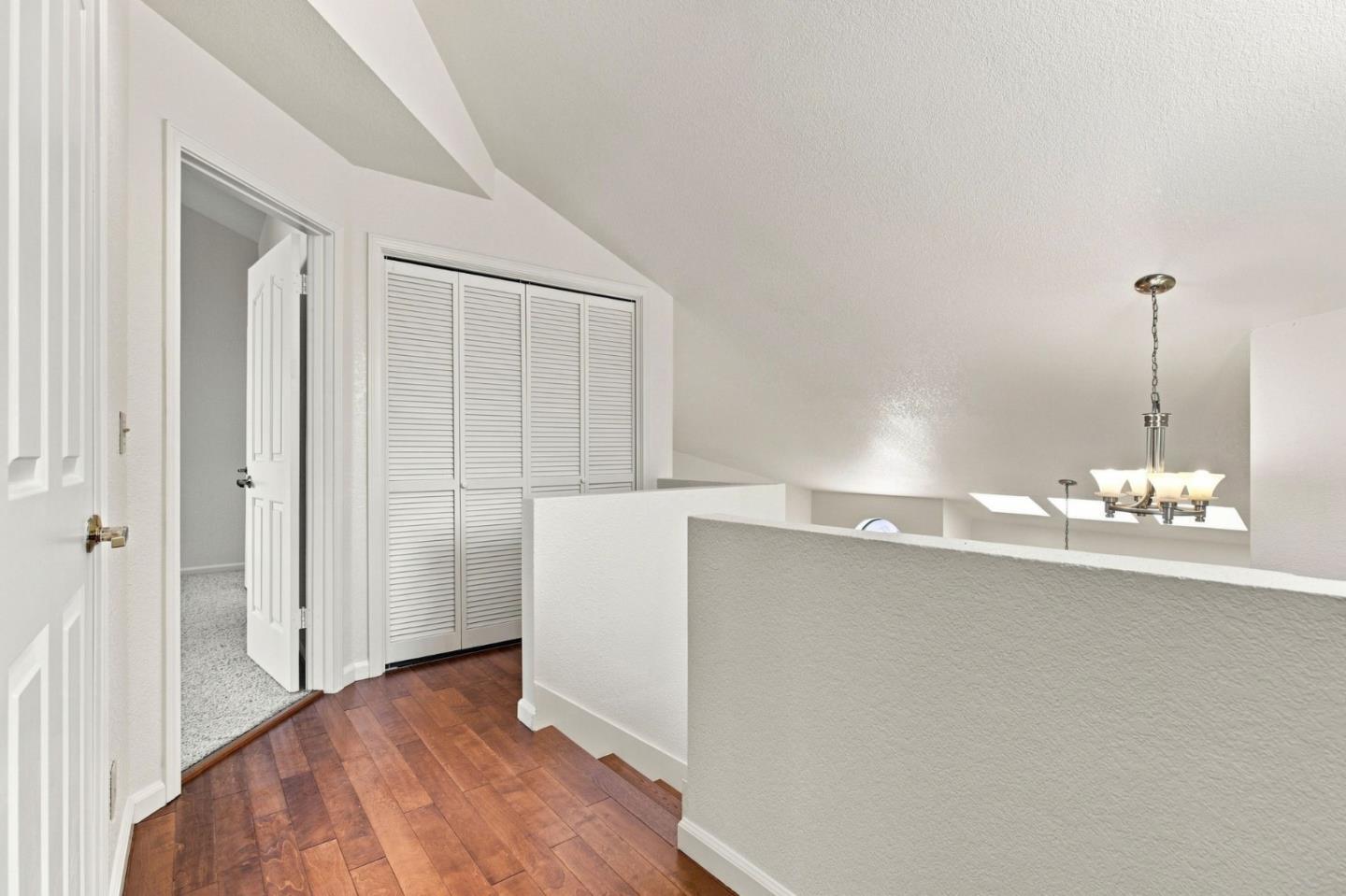 452 W Sunnyoaks Avenue photo 11