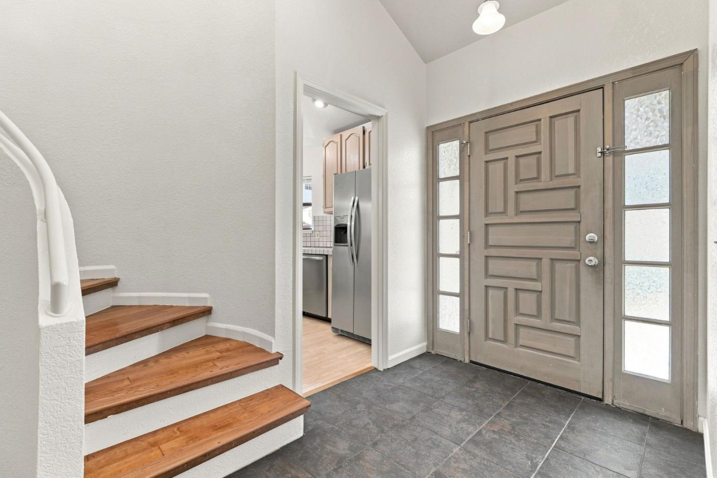 452 W Sunnyoaks Avenue photo 4