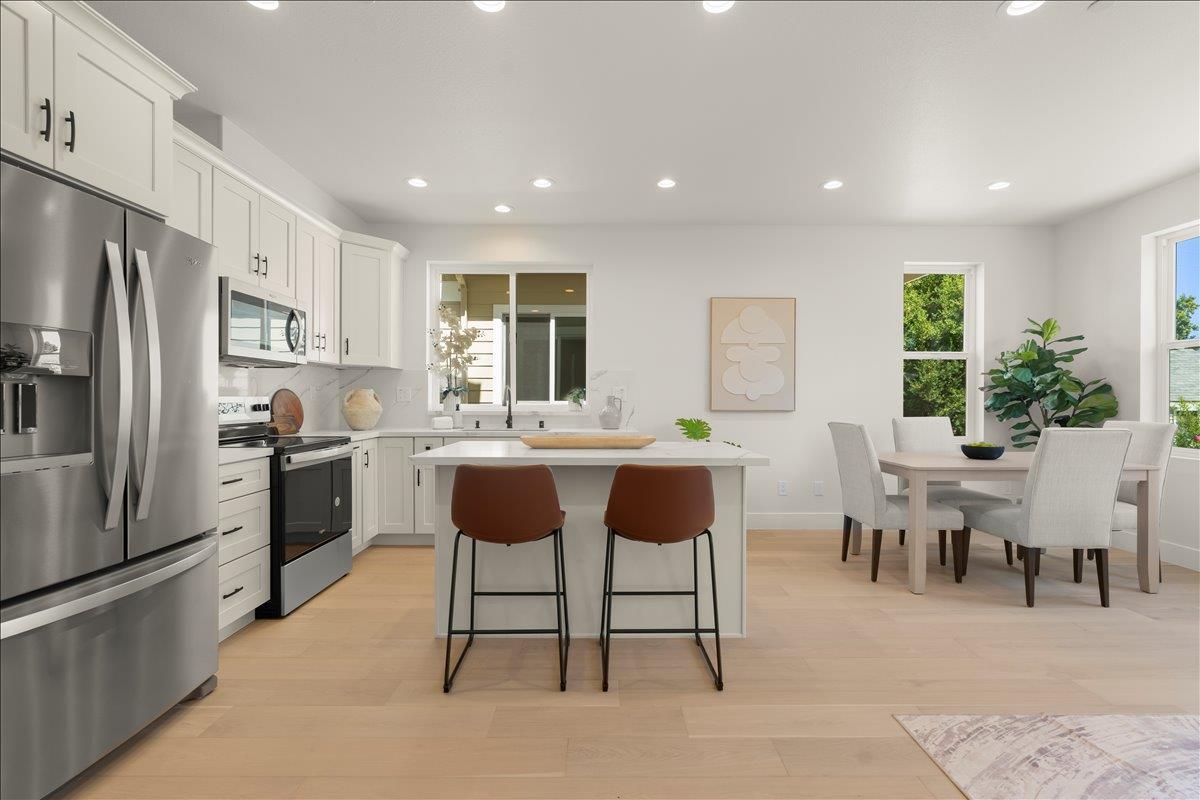 184 W. Rincon Ave photo 8