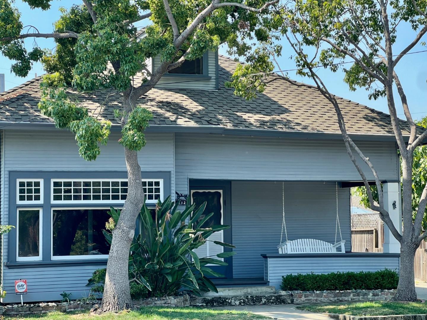 212 E Rincon Avenue, Campbell, CA 95008