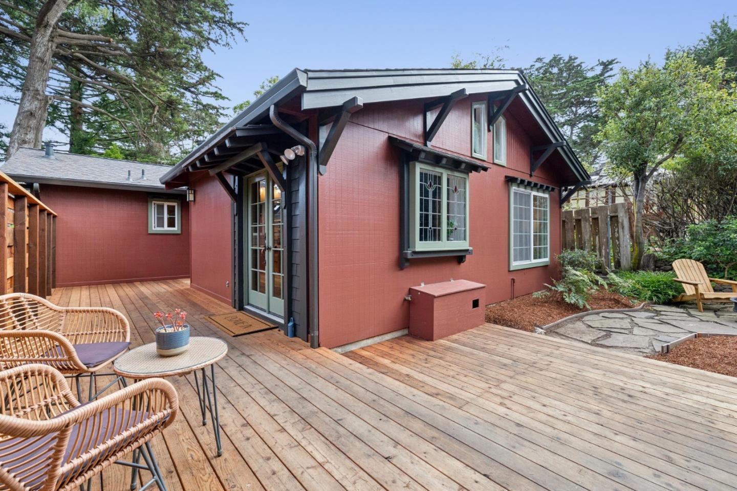 548 Miramar Dr, Half Moon Bay, CA
