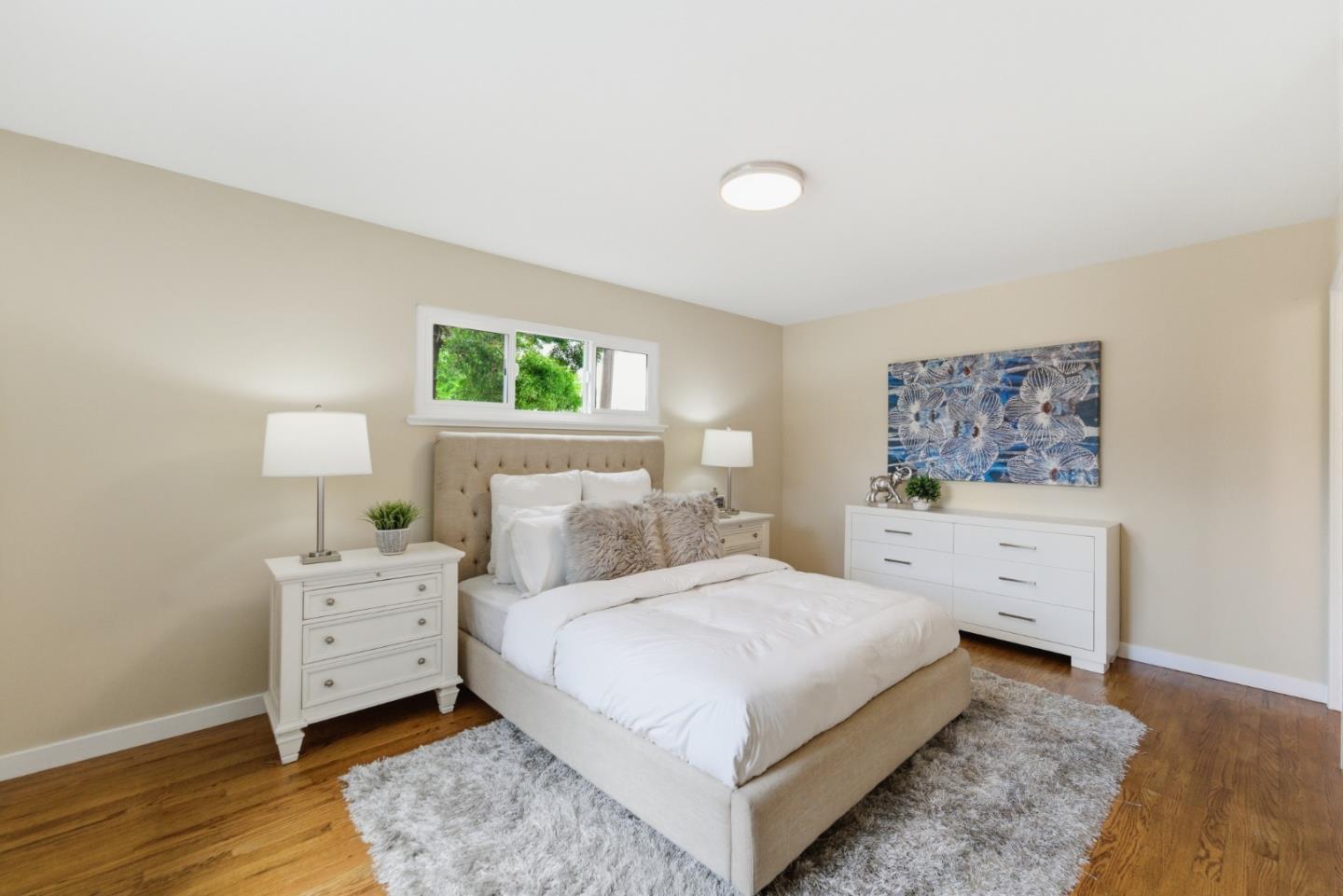 381 Manchester Avenue photo 9