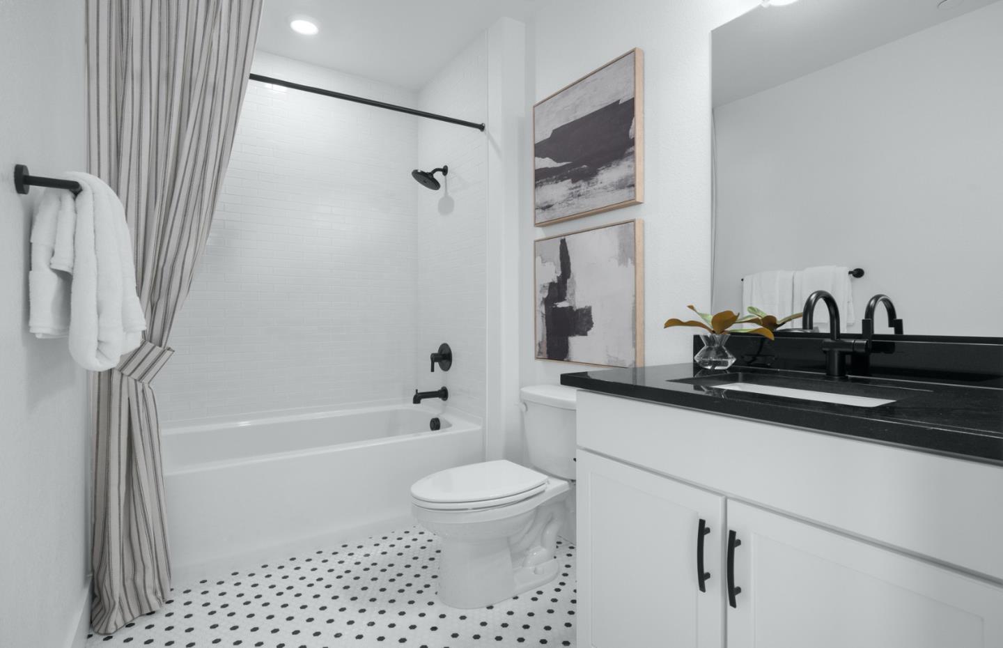292 Dreamland Way #61-06 - Plan 2 photo 5