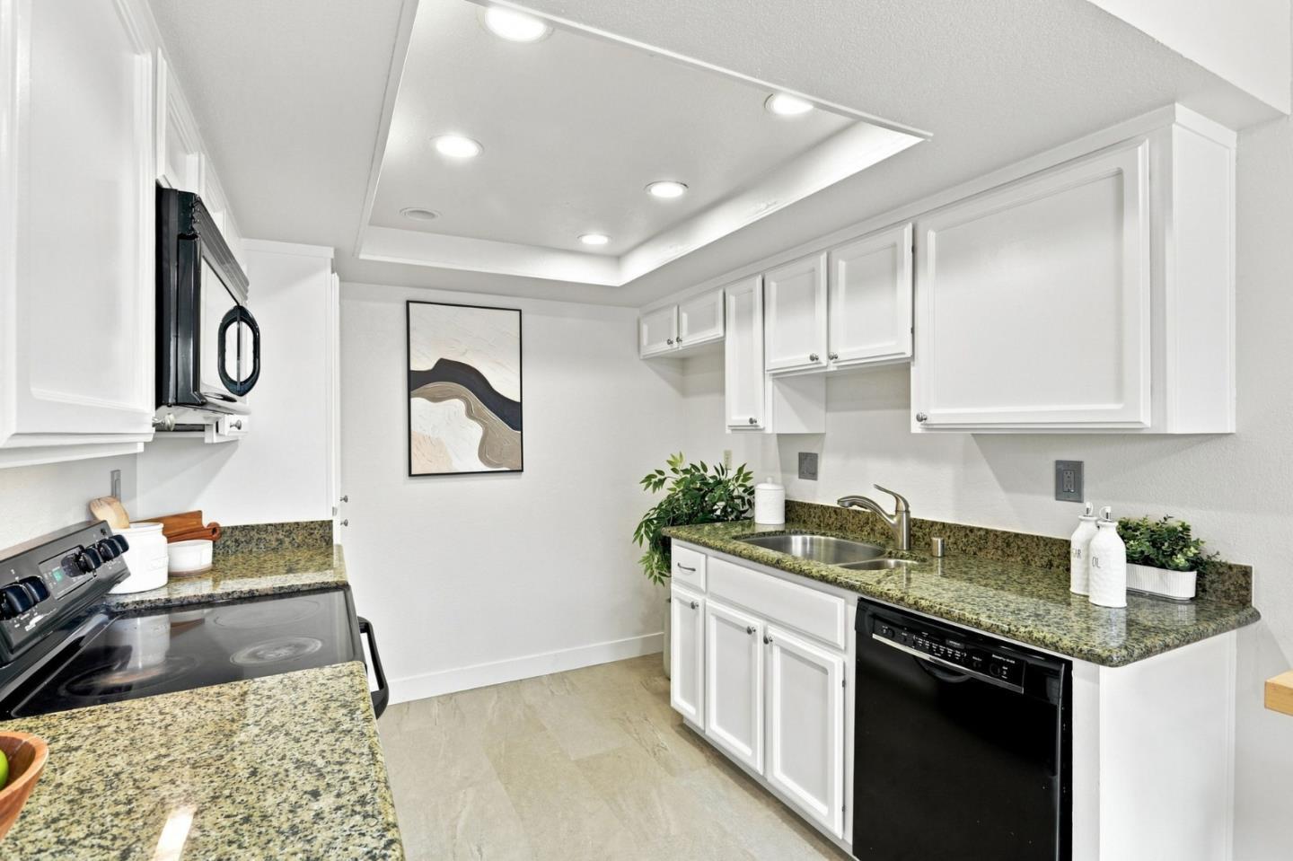 762 Pollard Road photo 13