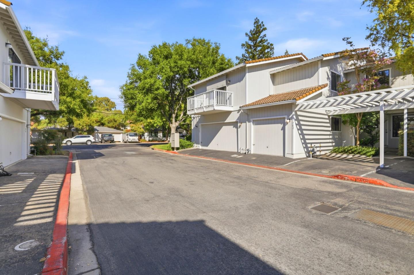 762 Pollard Road photo 36