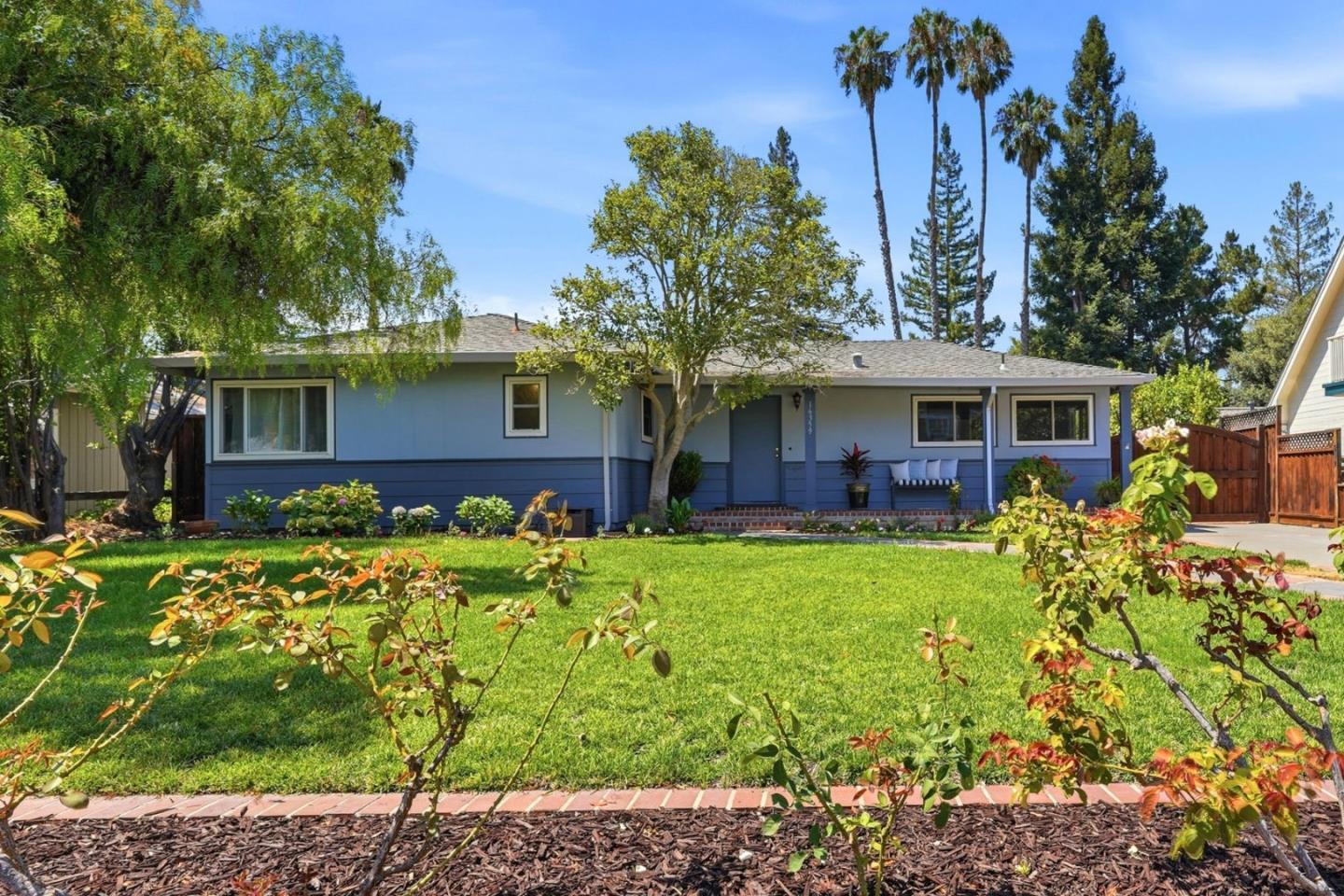 16359 Shady View Lane