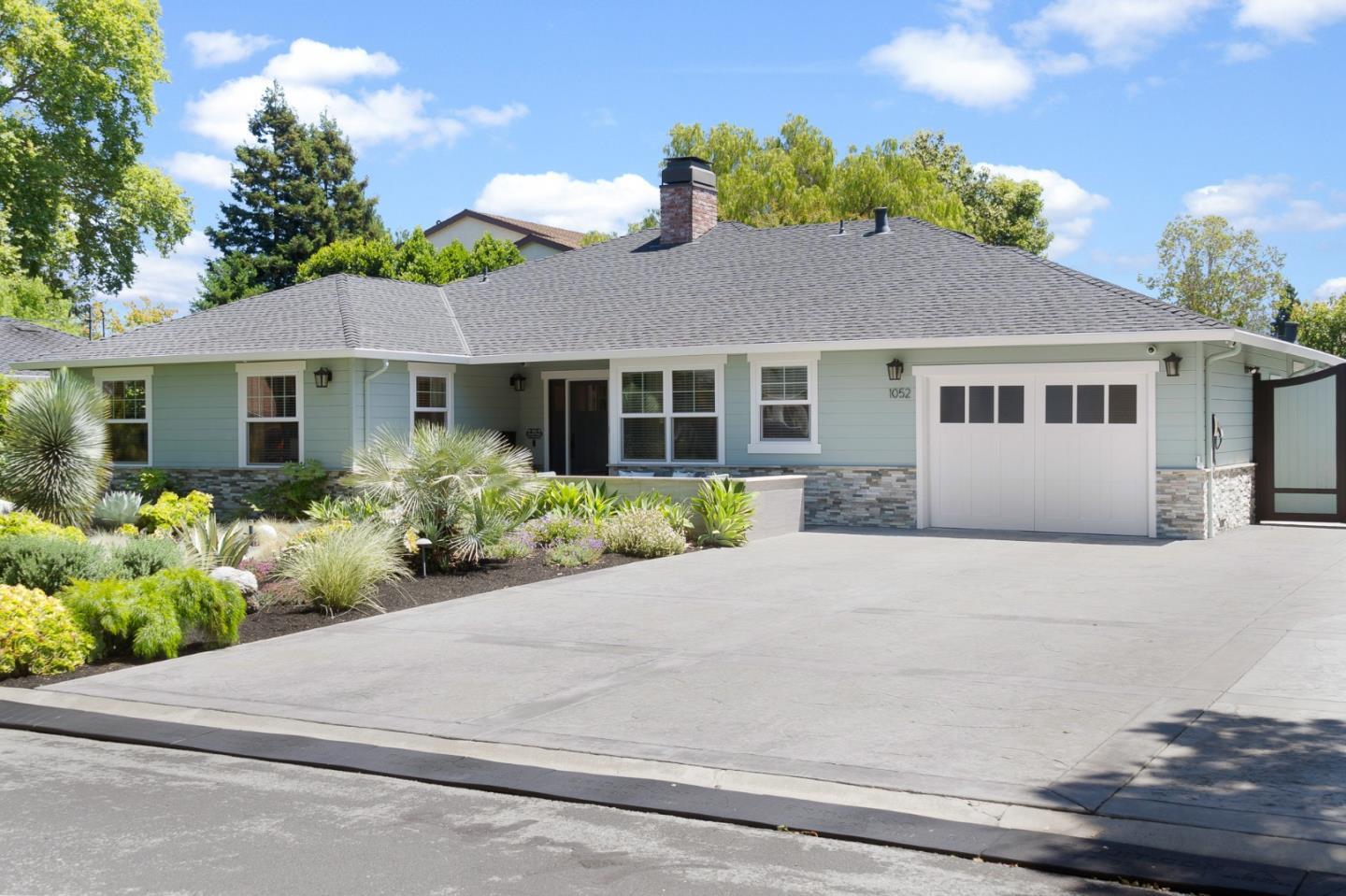 1052 Mcbain Avenue photo 12