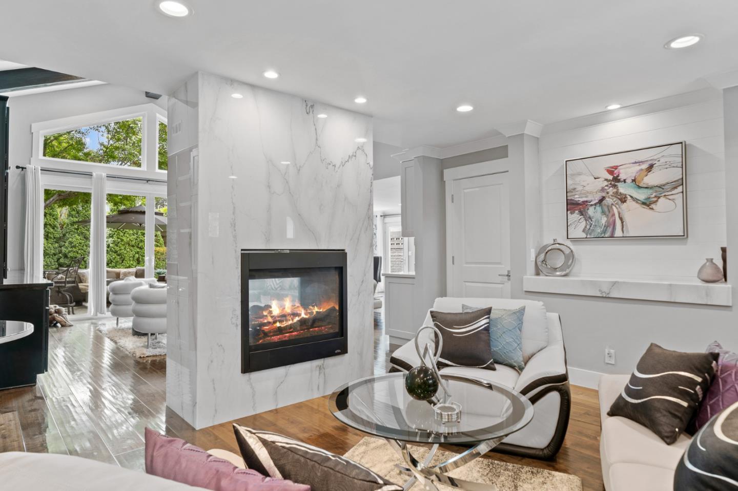 1052 Mcbain Avenue photo 24