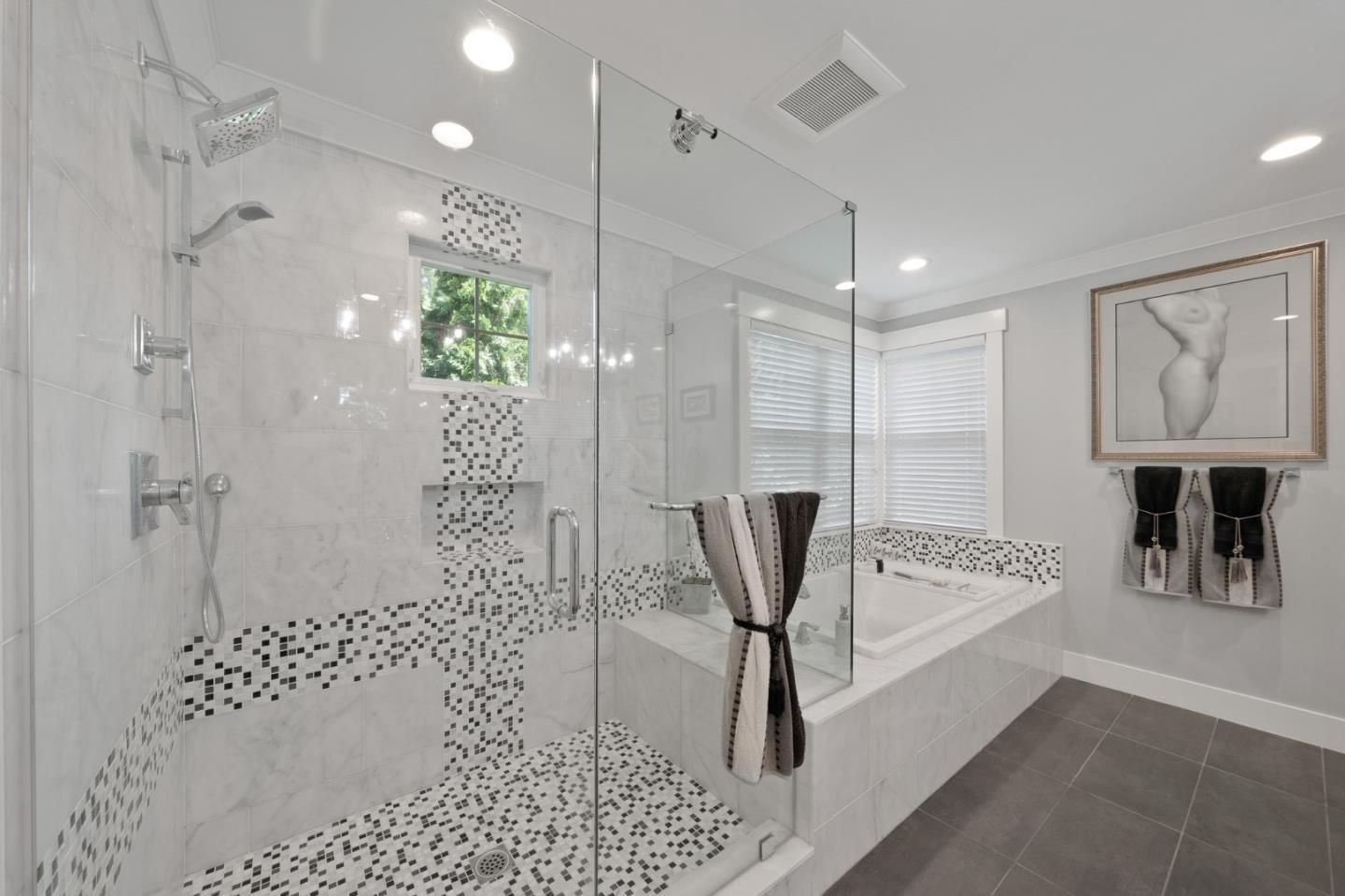 1052 Mcbain Avenue photo 91