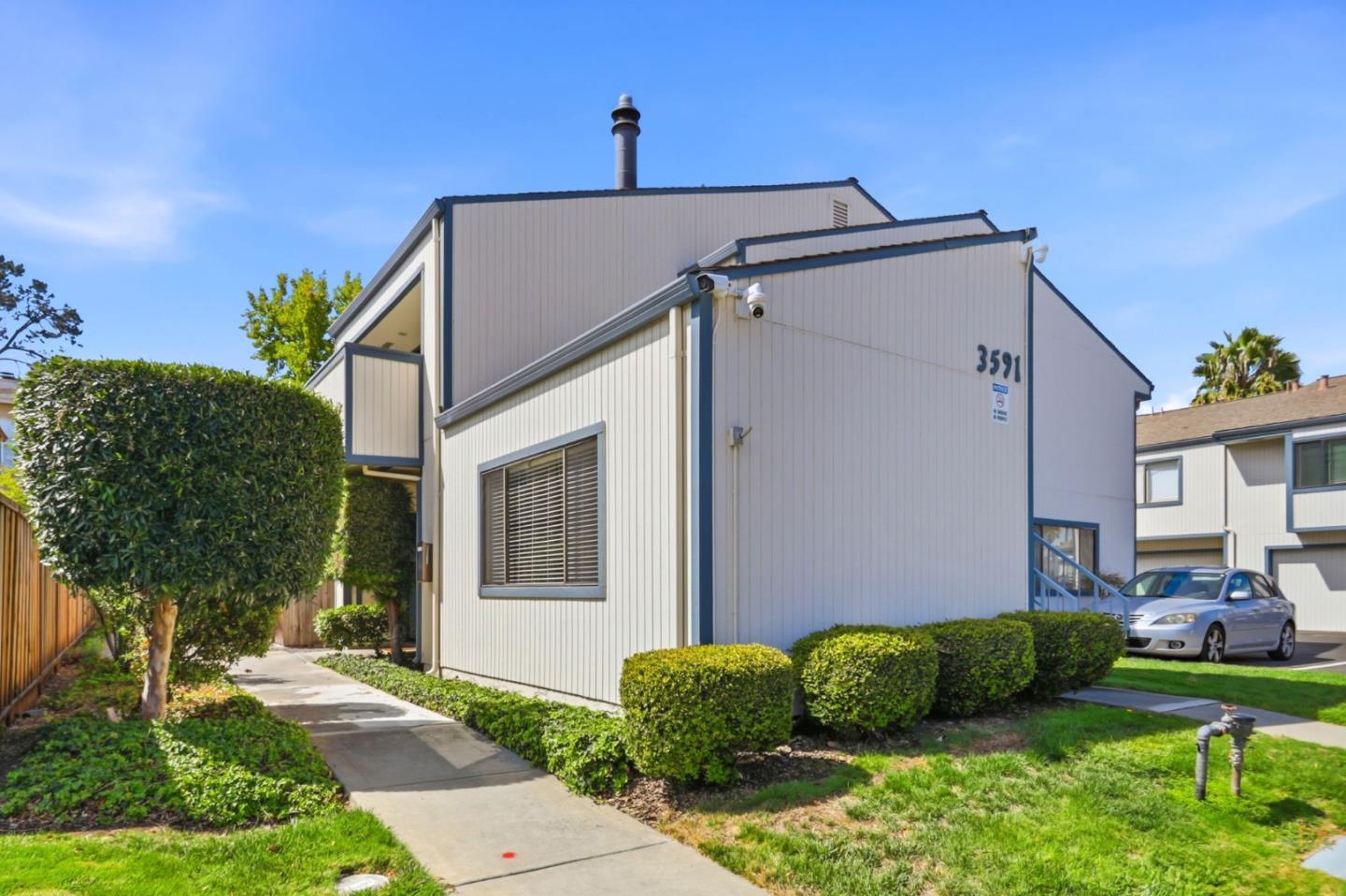 3591 S Bascom Avenue #13 photo 2