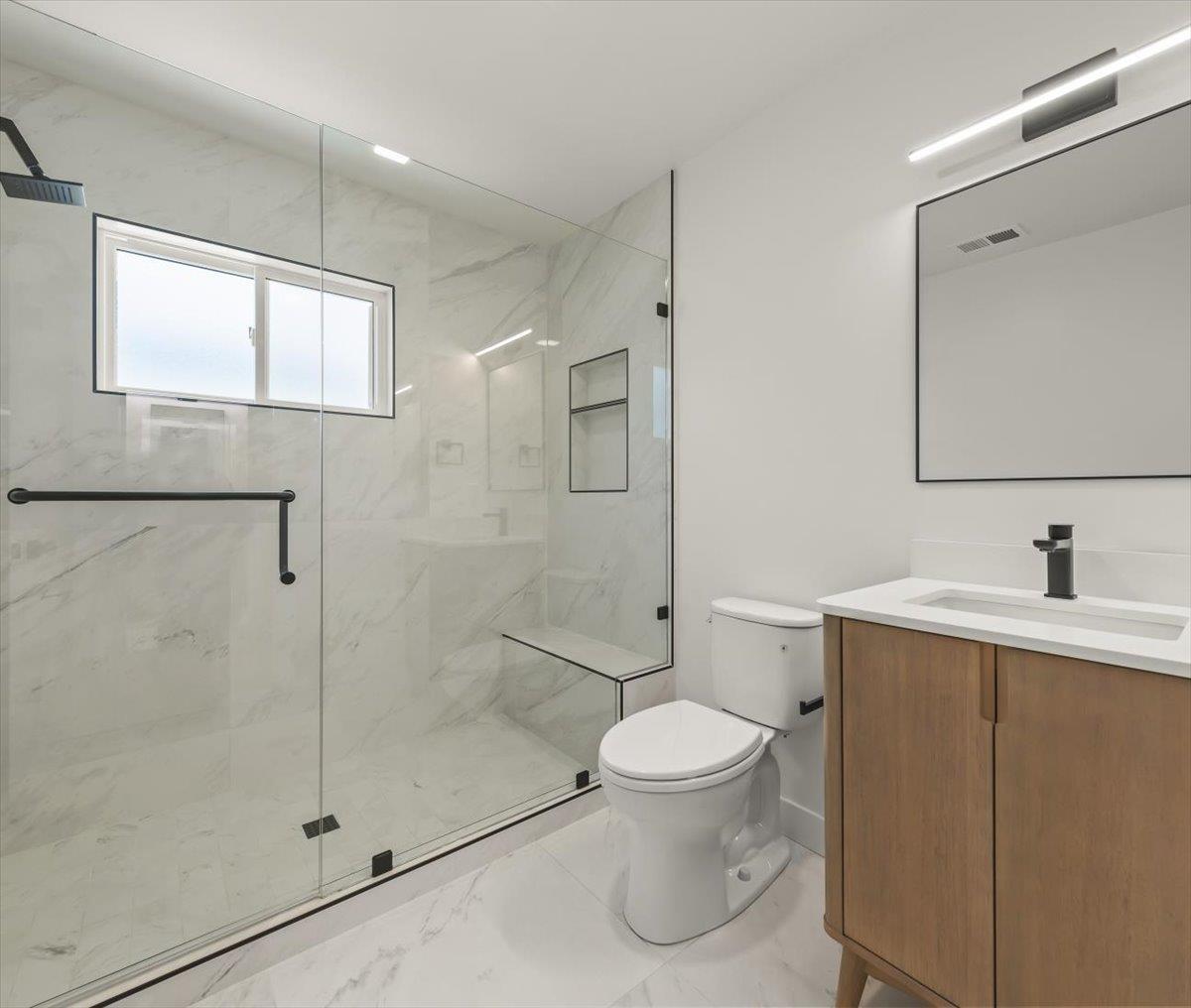 381 N Leigh Avenue photo 31